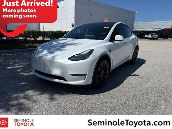 TESLA MODEL Y 2023 7SAYGDEE5PA052195 image